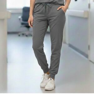 Figs NWT Technical Collection Zamora Jogger Sz S  Medium Gray